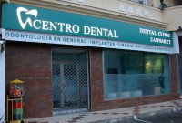 /album/galeria-de-fotos1/rotulo-retroiluminado-centro-dental-con-cristales-en-acido-jpg/